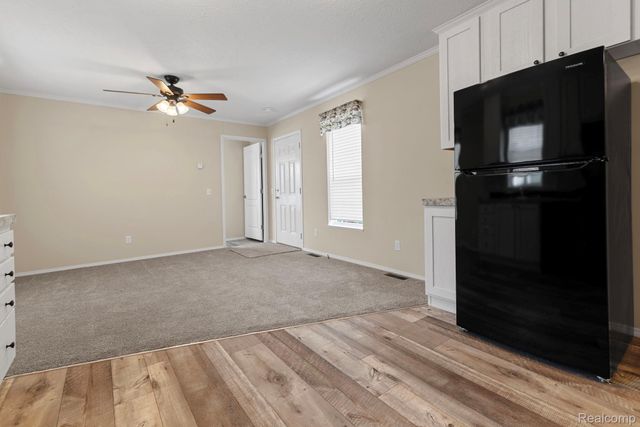 11047 Silver View Court, Green Oak Township, MI 48178
