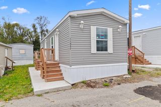 11047 Silver View Court, Green Oak Township, MI 48178