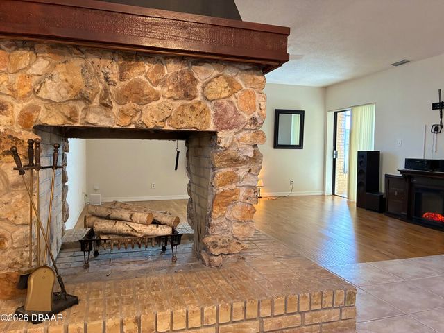 1118 Southwinds Drive, Port Orange, FL 32129