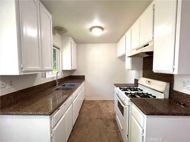 1637 W 227th Street 2, Torrance, CA 90501