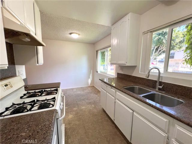 1637 W 227th Street 2, Torrance, CA 90501