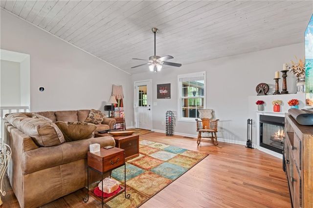 86 Back Trail, Cleveland, GA 30528