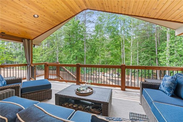 86 Back Trail, Cleveland, GA 30528
