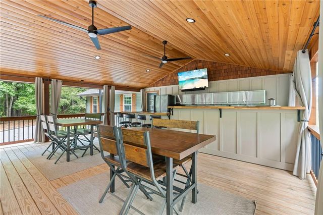 86 Back Trail, Cleveland, GA 30528