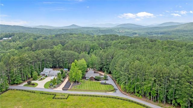 86 Back Trail, Cleveland, GA 30528