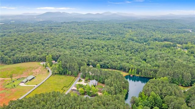 86 Back Trail, Cleveland, GA 30528