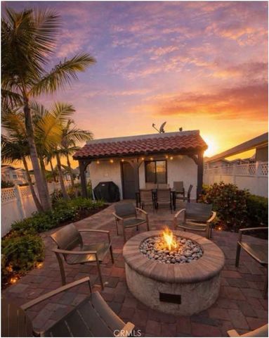 4252 Lahaina Drive, Huntington Beach, CA 92649