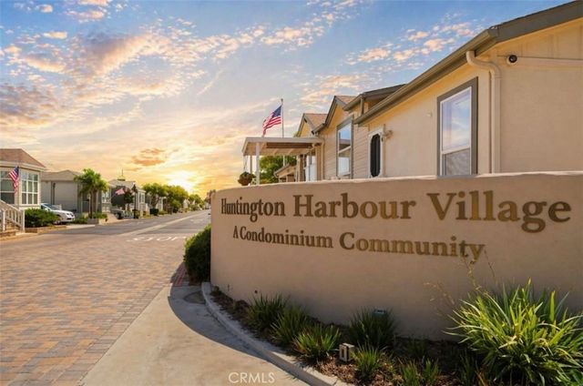 4252 Lahaina Drive, Huntington Beach, CA 92649