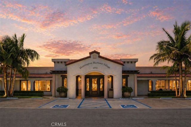 4252 Lahaina Drive, Huntington Beach, CA 92649