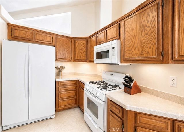 4252 Lahaina Drive, Huntington Beach, CA 92649