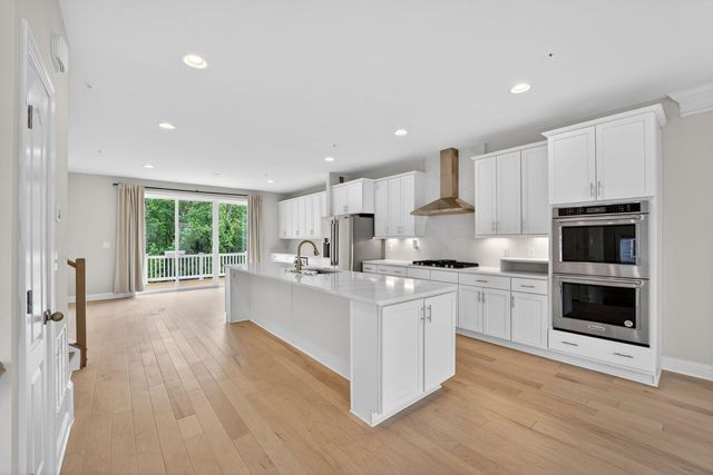 2724 LEWIS AND CLARK AVE, Upper Marlboro, MD 20774