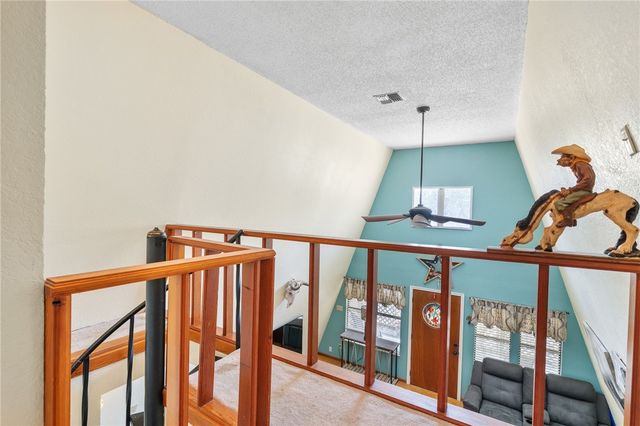 203 Timber Lane Loop, Rockport, TX 78382