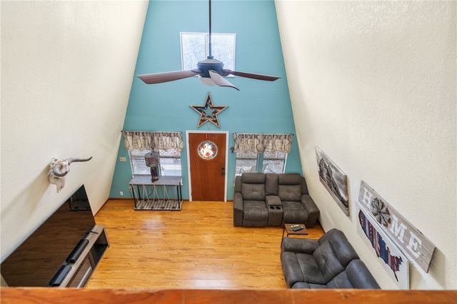 203 Timber Lane Loop, Rockport, TX 78382