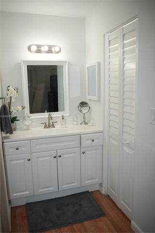 6001 N Falls Cir Drive 203, Lauderhill, FL 33319