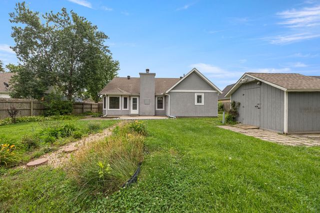 2301 W Easy Street, Rogers, AR 72756