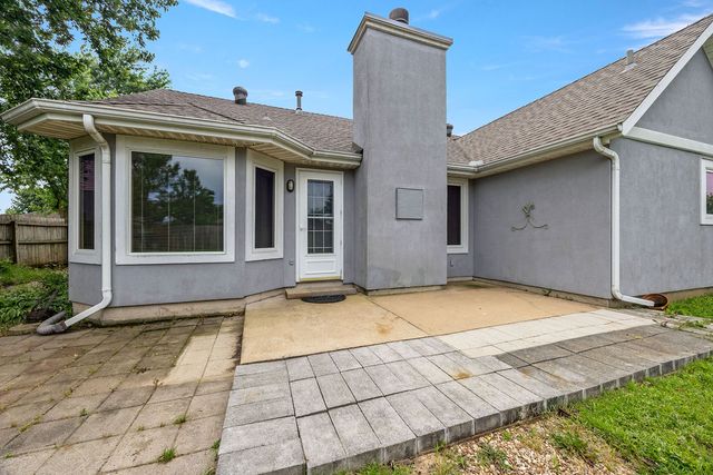 2301 W Easy Street, Rogers, AR 72756
