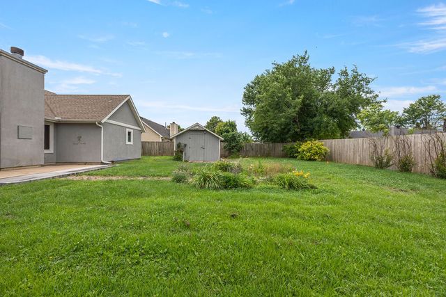 2301 W Easy Street, Rogers, AR 72756