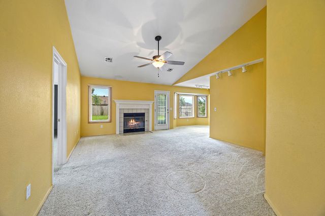 2301 W Easy Street, Rogers, AR 72756
