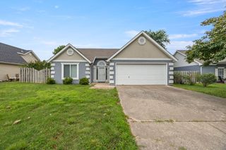 2301 W Easy Street, Rogers, AR 72756