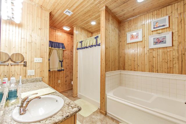 262 Inglewood Way, Houma, LA 70360