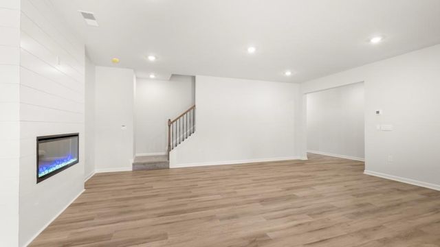 1825 Meadow Green Circle, Gainesville, GA 30501