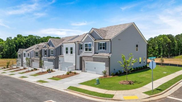 1825 Meadow Green Circle, Gainesville, GA 30501