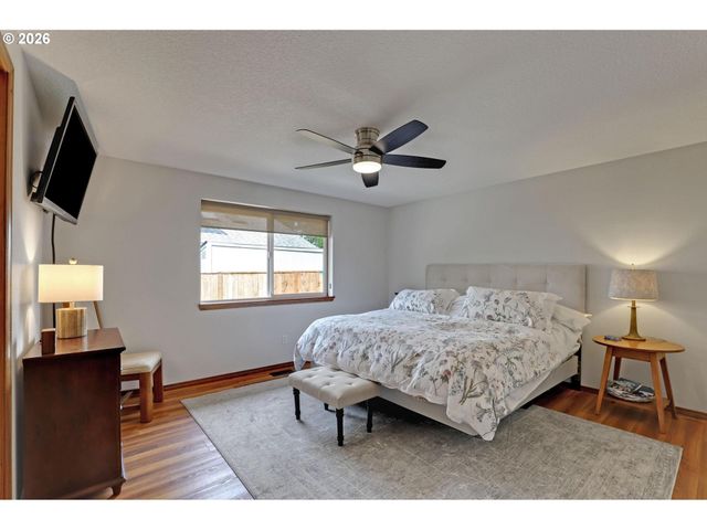 3869 Nw 166TH Dr, Beaverton, OR 97006