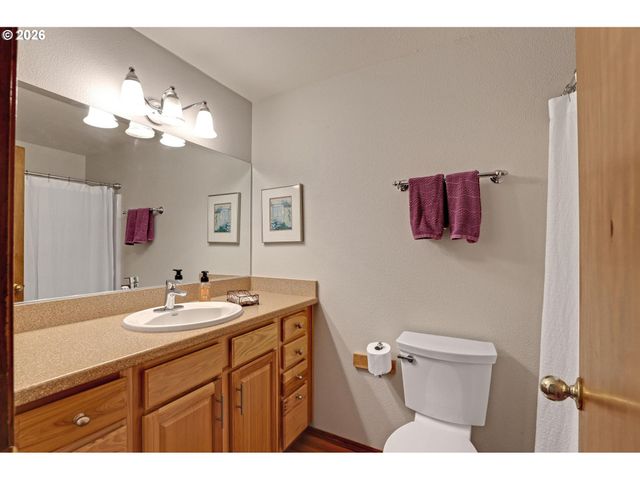 3869 Nw 166TH Dr, Beaverton, OR 97006