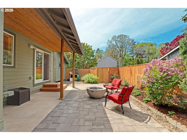 3869 Nw 166TH Dr, Beaverton, OR 97006