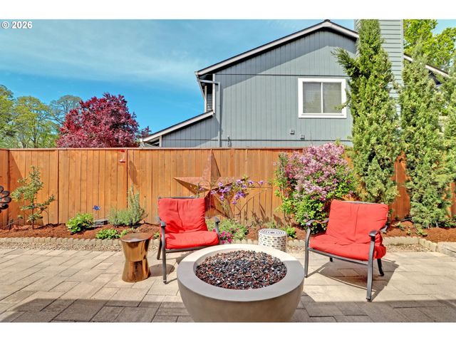 3869 Nw 166TH Dr, Beaverton, OR 97006
