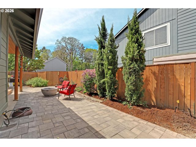 3869 Nw 166TH Dr, Beaverton, OR 97006