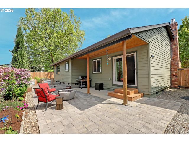 3869 Nw 166TH Dr, Beaverton, OR 97006