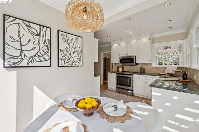 1193 Glen Dr., San Leandro, CA 94577