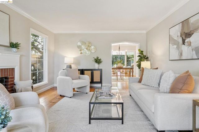 1193 Glen Dr., San Leandro, CA 94577