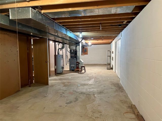 4146 RIDGEWOOD Drive, Erie, PA 16506