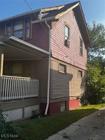 727 E 118th Street, Cleveland, OH 44108