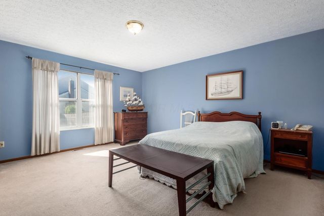 5215 Bressler Drive, Hilliard, OH 43026