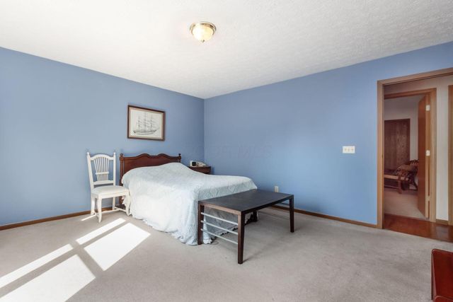 5215 Bressler Drive, Hilliard, OH 43026