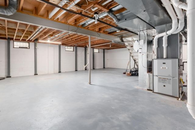 5215 Bressler Drive, Hilliard, OH 43026