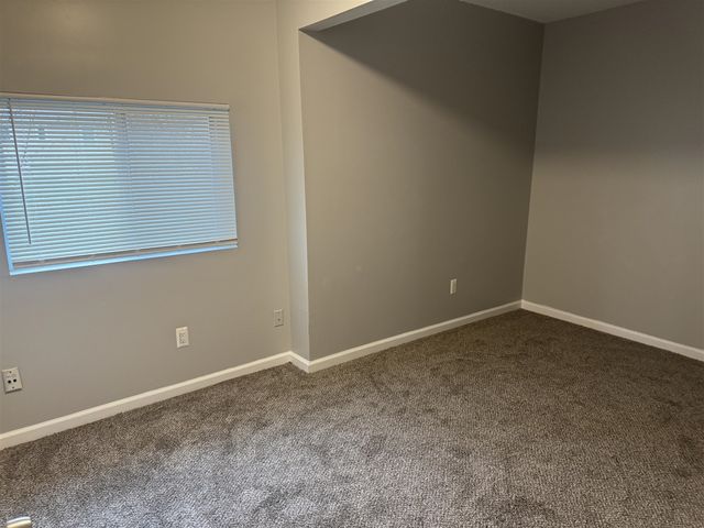 28581 Brentwood Street, Southfield, MI 48076