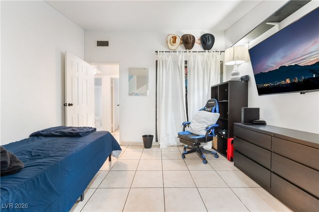 2636 Saint George Street, North Las Vegas, NV 89030