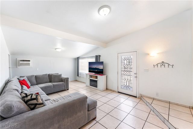 2636 Saint George Street, North Las Vegas, NV 89030