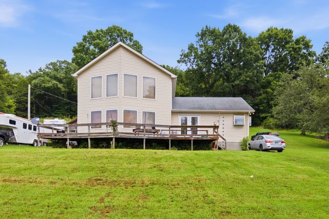 179 Lakeside Dr, Carthage, TN 37030