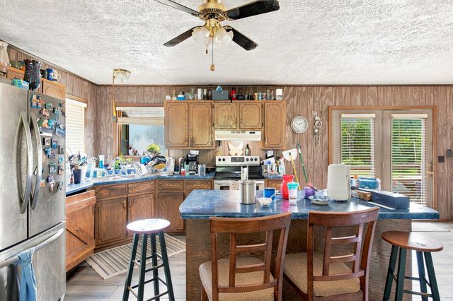 179 Lakeside Dr, Carthage, TN 37030