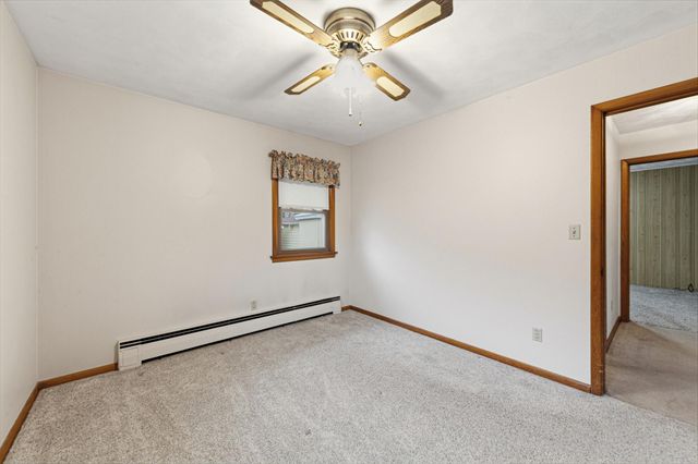 107 21st Avenue NW, Faribault, MN 55021