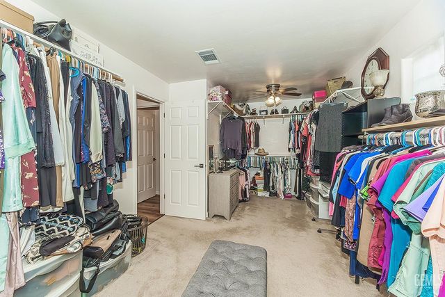 3046 Indianapolis Avenue, Clovis, CA 93619