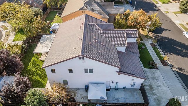 3046 Indianapolis Avenue, Clovis, CA 93619