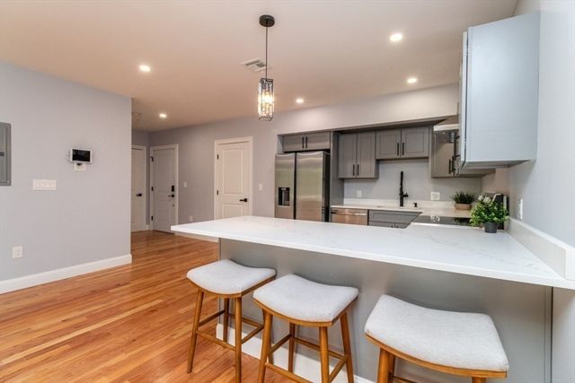 585 Washington Street 307, Quincy, MA 02169