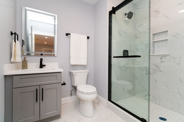 585 Washington Street 307, Quincy, MA 02169