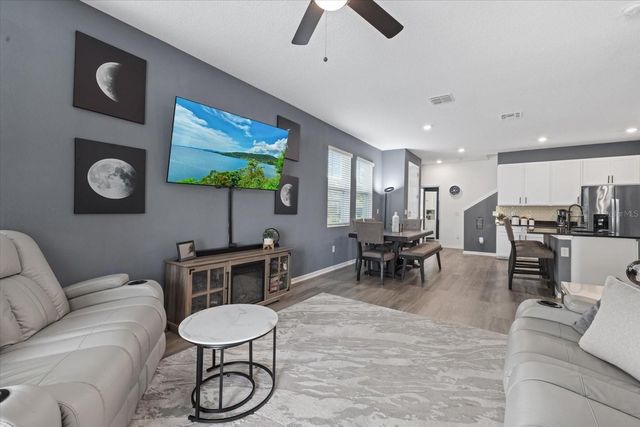 11617 WOODLEAF DRIVE, Lakewood Ranch, FL 34211